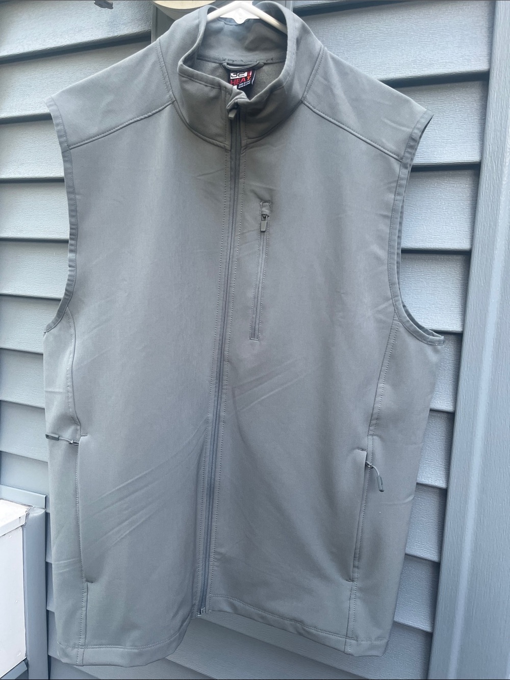 32 Degrees Men's Gray Vest